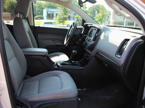 Used 2018 Chevrolet Colorado W/T w/ WT Convenience Package AWD/4WD image 25