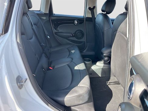 Used 2023 MINI Cooper 4-Door Hardtop FWD image 26