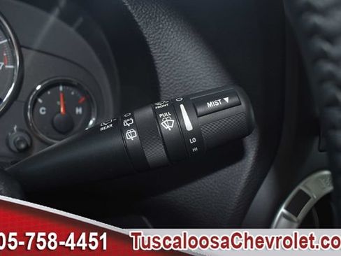 Used 2018 Jeep Wrangler Unlimited Rubicon w/ Connectivity Group AWD/4WD image 29