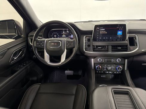 Used 2022 GMC Yukon SLT w/ SLT Premium Package image 23