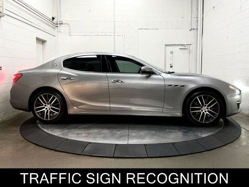 Used 2019 Maserati Ghibli GranLusso RWD image 9