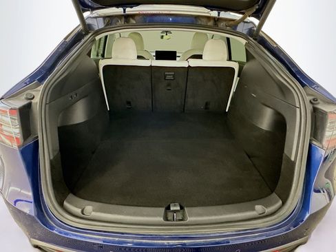 Used 2020 Tesla Model Y Long Range image 31