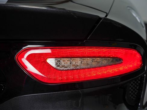 Used 2014 SRT Viper GTS image 25