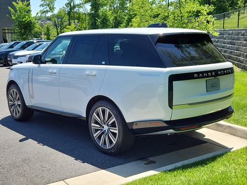 New 2025 Land Rover Range Rover Autobiography image 13