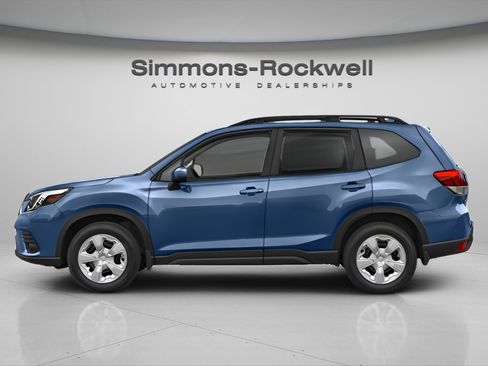 Used 2023 Subaru Forester BASE image 3