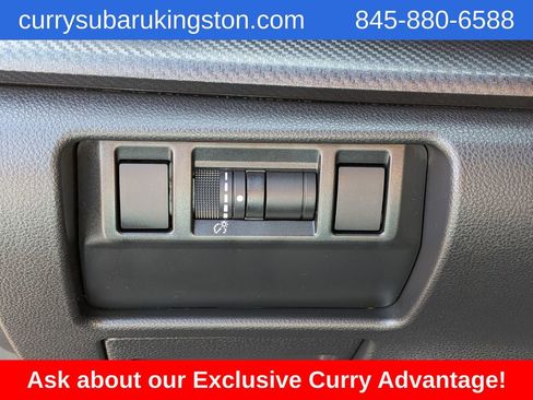 Used 2025 Subaru Crosstrek 2.5i Limited w/ Popular Package #4A image 27