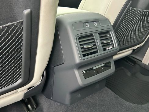 Used 2025 Audi Q5 Premium Plus w/ Premium Plus AWD/4WD image 65