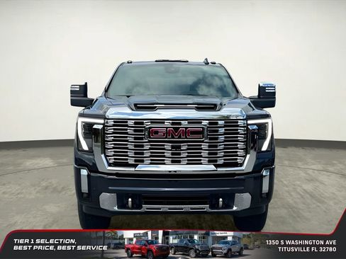 New 2025 GMC Sierra 2500 Denali w/ Denali Reserve Package AWD/4WD image 8