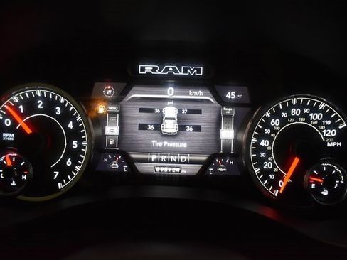 Used 2020 RAM 1500 Laramie w/ Sport Appearance Package image 8