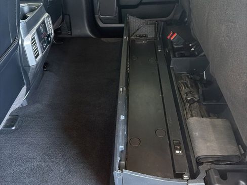 Used 2020 Ford F350 Platinum image 39