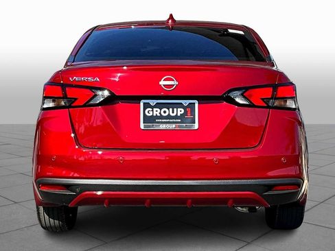 New 2025 Nissan Versa SV image 4