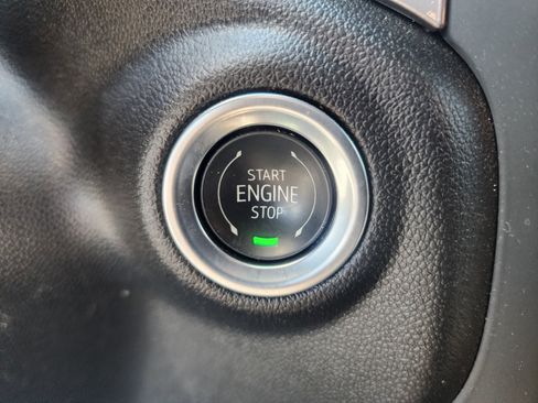 Used 2025 Chevrolet Silverado 2500 Custom image 31