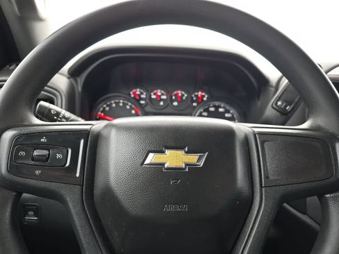 Used 2022 Chevrolet Silverado 1500 Custom AWD/4WD image 21