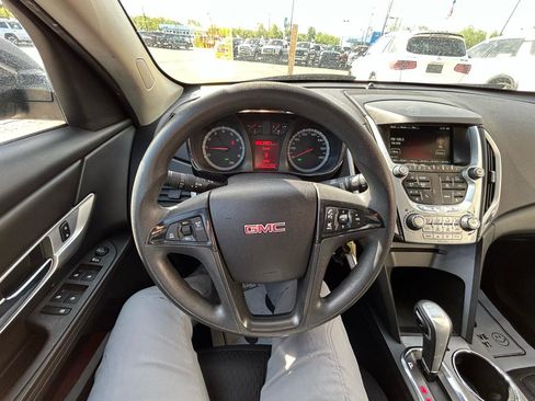 Used 2014 GMC Terrain SLE FWD image 28