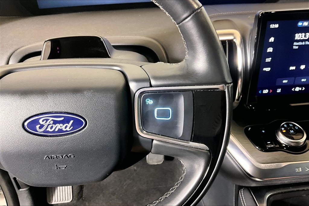 Certified 2025 Ford Expedition Max Platinum AWD/4WD image 15