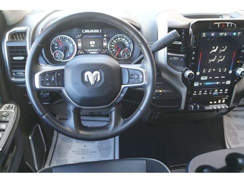 Used 2024 RAM 2500 Laramie image 17