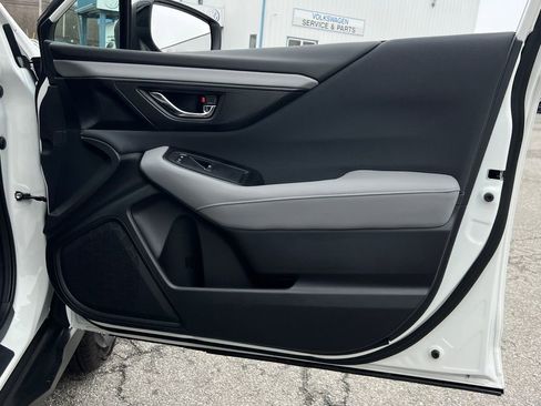 Certified 2025 Subaru Outback Premium image 11