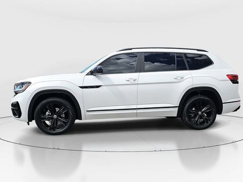 Used 2023 Volkswagen Atlas SEL R-Line AWD/4WD image 8