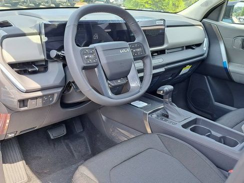 New 2027 Kia Seltos S FWD image 7