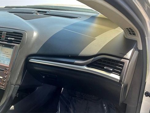 Certified 2019 Ford Fusion Energi Titanium image 17