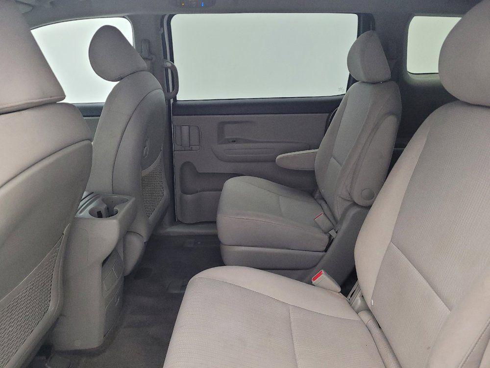 Used 2020 Kia Sedona L FWD image 18