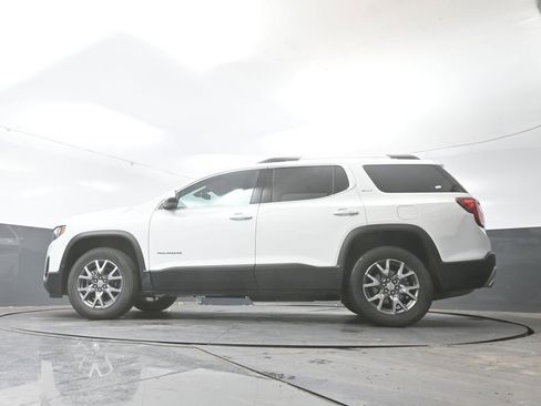 Used 2023 GMC Acadia SLT image 30