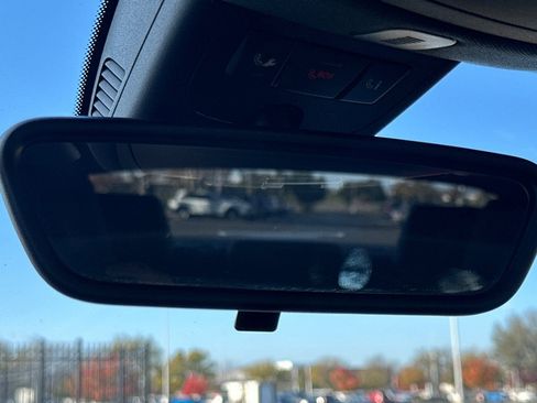 Used 2018 Mercedes-Benz CLA 250 image 25