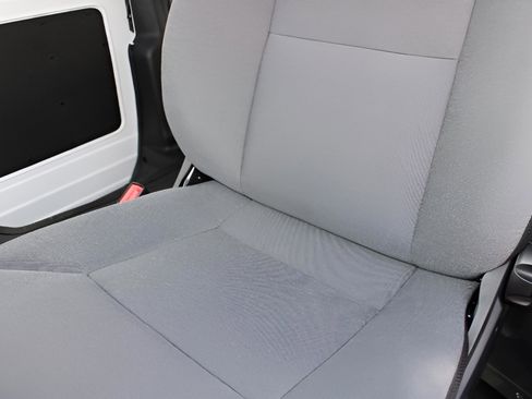 New 2025 RAM ProMaster 3500 FWD image 23