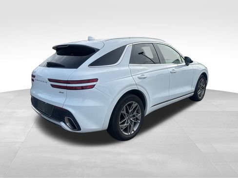 Used 2025 Genesis GV70 2.5T image 5