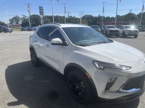 New 2026 Buick Encore GX Sport Touring w/ Advanced Technology Package image 8