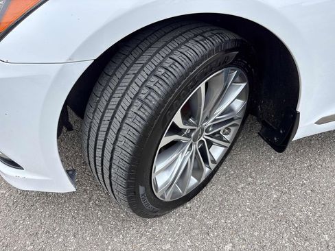 Used 2016 Hyundai Genesis 3.8 image 36