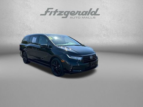 Used 2024 Honda Odyssey Sport image 1