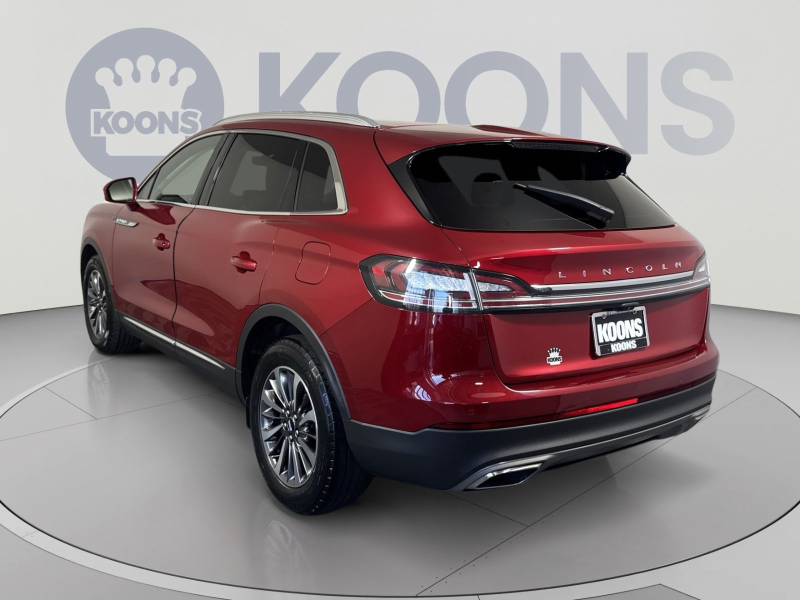 Used 2021 Lincoln Nautilus AWD w/ Equipment Group 101A image 4
