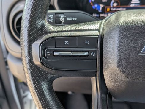 Used 2024 Chevrolet Colorado Trail Boss w/ Technology Package AWD/4WD image 15