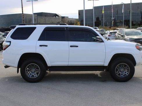Used 2021 Toyota 4Runner Venture image 4
