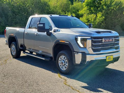 New 2026 GMC Sierra 2500 SLE w/ SLE Convenience Package AWD/4WD image 9