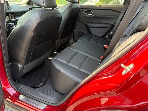 Used 2021 Nissan Rogue SV w/ Premium Package image 21