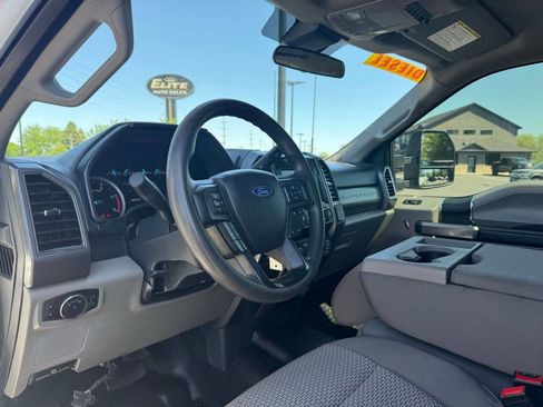 Used 2022 Ford F350 XLT w/ XLT Value Package AWD/4WD image 15