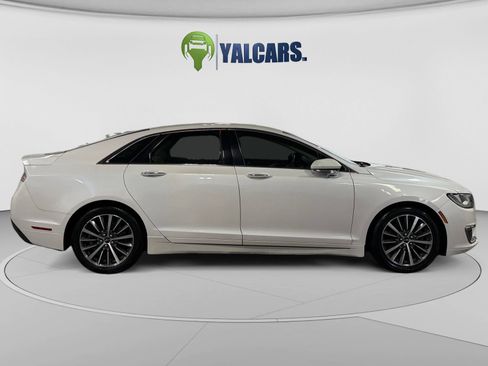 Used 2017 Lincoln MKZ Select w/ Climate Package AWD/4WD image 6