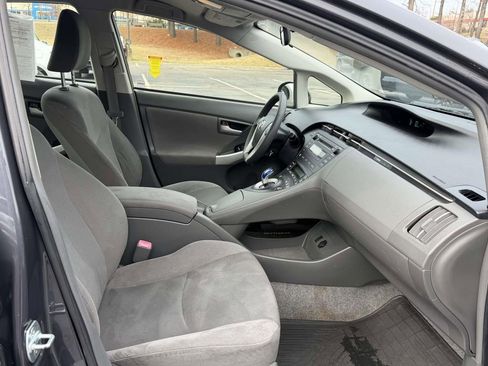 Used 2011 Toyota Prius Three image 11