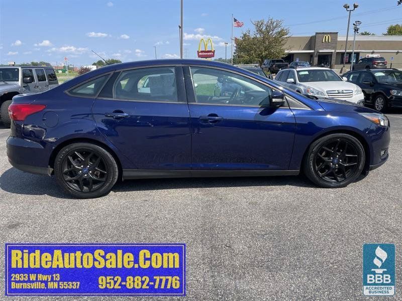 Used 2016 Ford Focus SE w/ Equipment Group 201A FWD image 4