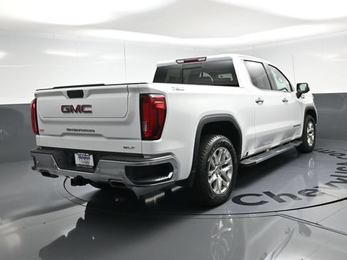 Used 2019 GMC Sierra 1500 SLT w/ SLT Premium Plus Package AWD/4WD image 9