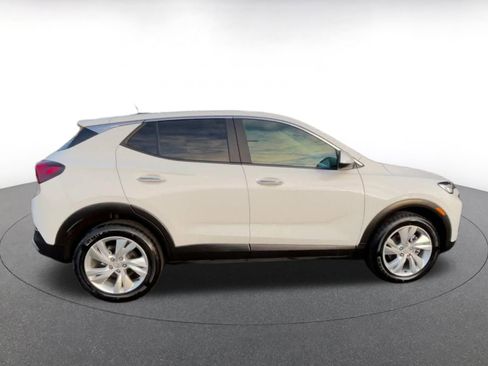 Used 2025 Buick Encore GX Preferred image 16