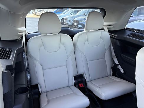 New 2026 Volvo XC90 T8 Ultra w/ Protection Package Premier image 17