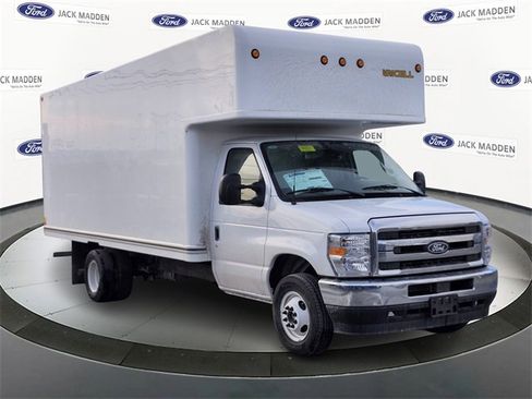New 2026 Ford E-450 and Econoline 450 Super Duty w/ Power Equipment Group image 7