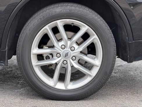 Used 2024 Dodge Durango GT AWD/4WD image 3
