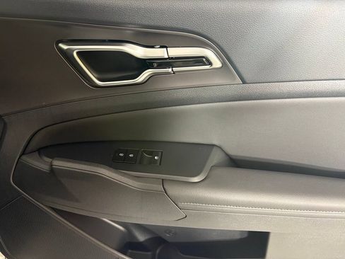 New 2026 Kia Sportage SX FWD image 12