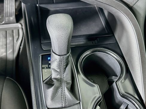Used 2019 Toyota Camry LE FWD image 24