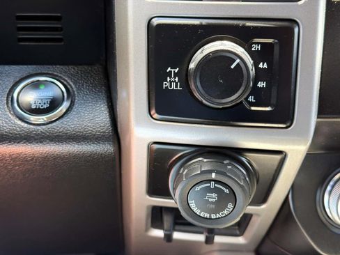 Used 2019 Ford F150 Lariat w/ Equipment Group 502A Luxury AWD/4WD image 25