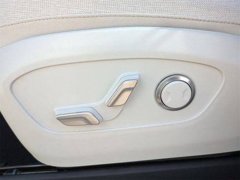 New 2026 Hyundai Ioniq 9 SE image 19